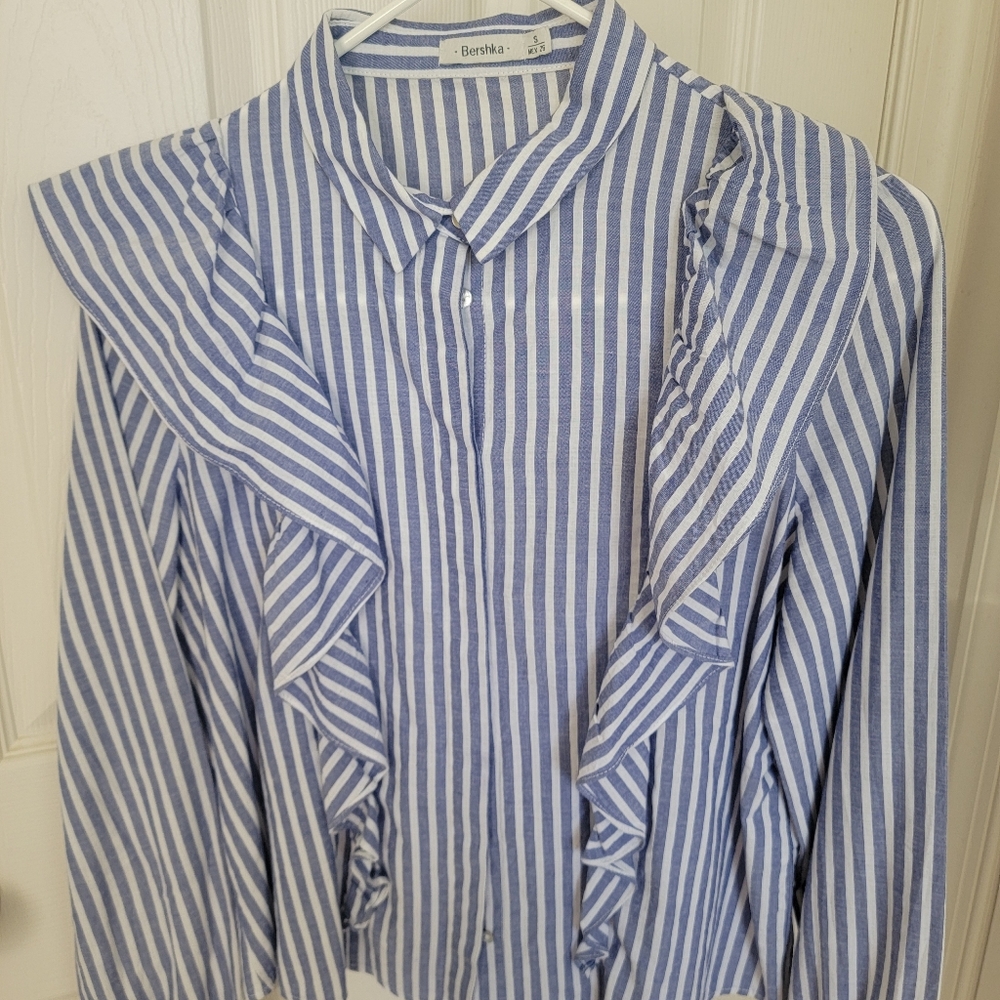 Bershka Button Down Shirt